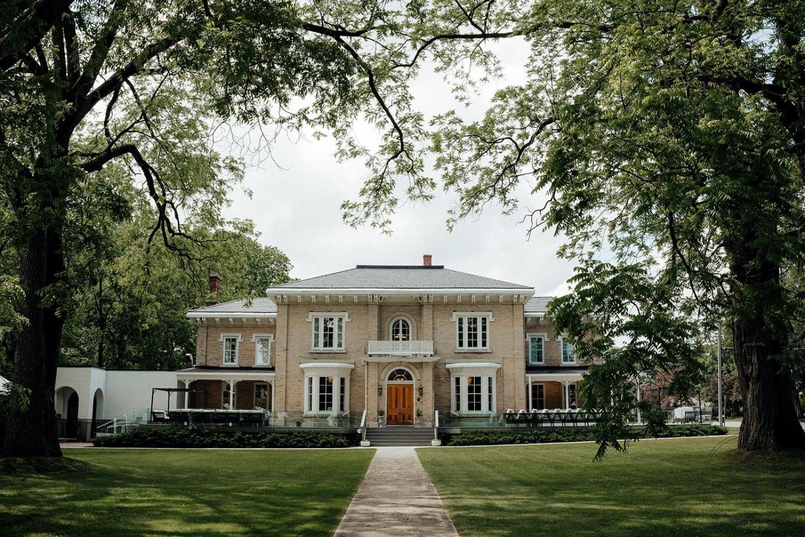The Cape Hotel Пиктън Екстериор снимка